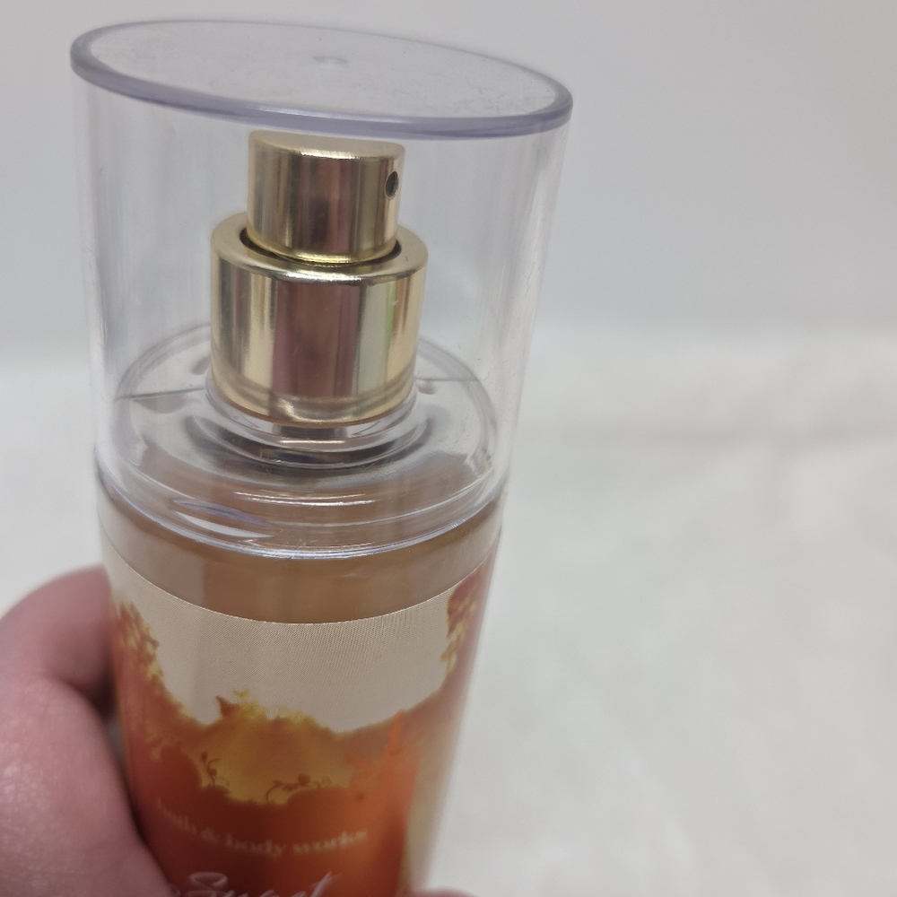 Bath and Body Works SWEET CINNAMON PUMPKIN Mist ~ 8 fl.oz - Picture 5 of 5